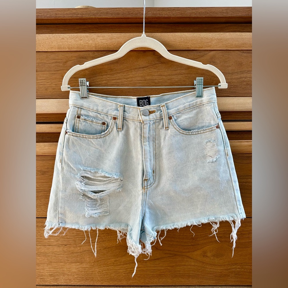 BDG Girlfriend High Rise Shorts Excellent Condition